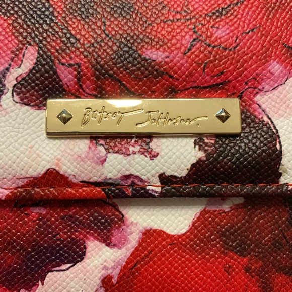 Betsey Johnson - NWOT - Crossbody Bag - Picture 2 of 6